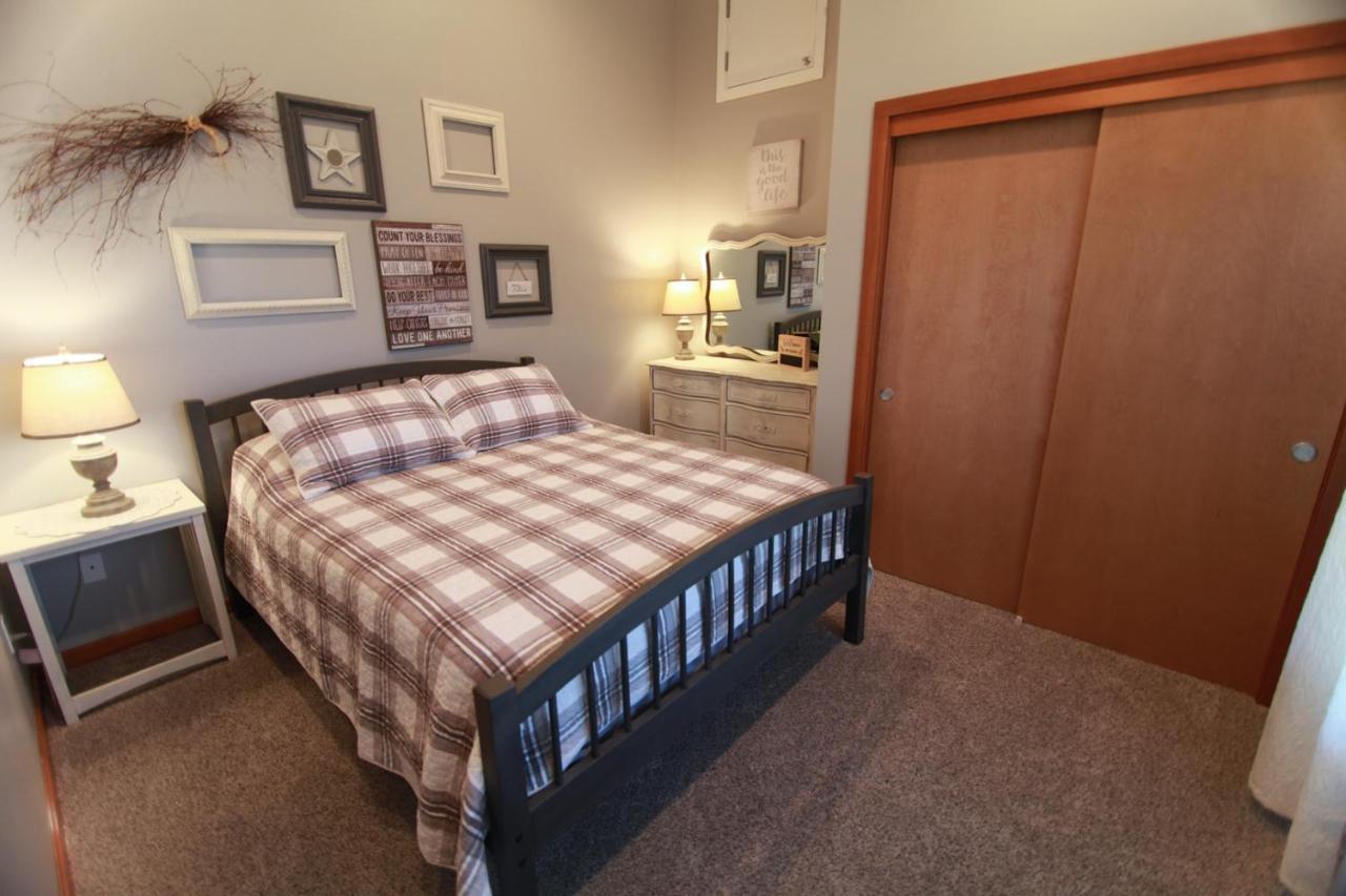 Parker Landing Hotel Астория Екстериор снимка